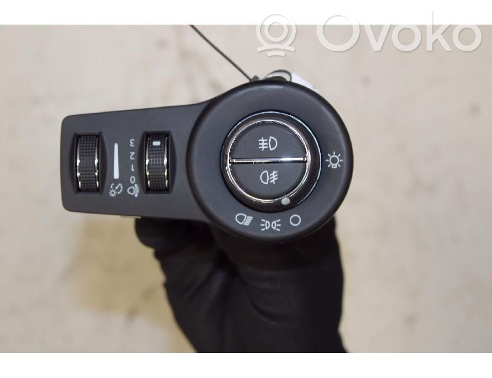 Fiat 500X Przełącznik świateł 