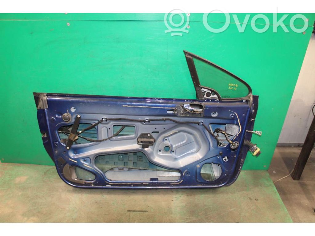 Puerta delantera   9002Y7