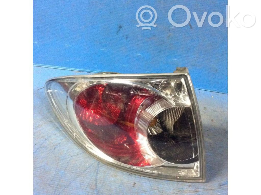 Luz trasera/de freno   G21B51160B