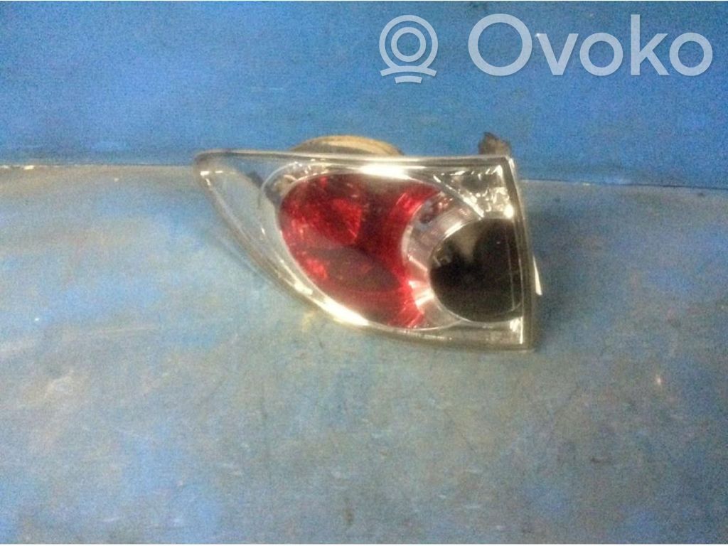 Luz trasera/de freno   G21B51160B