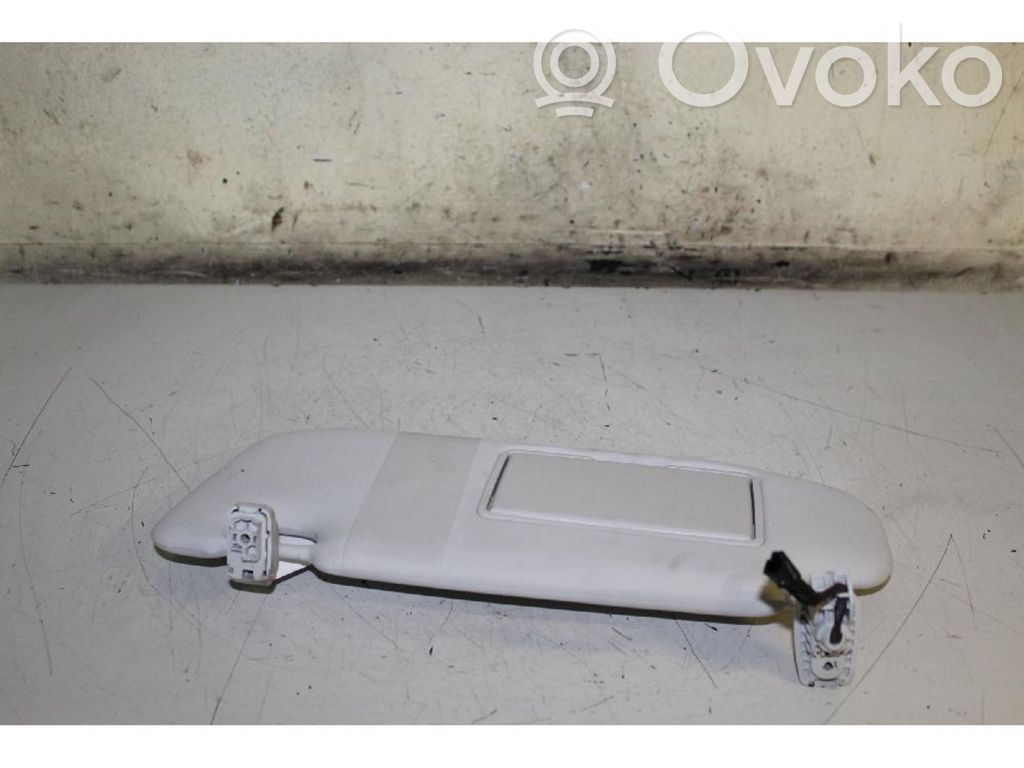Sun visor