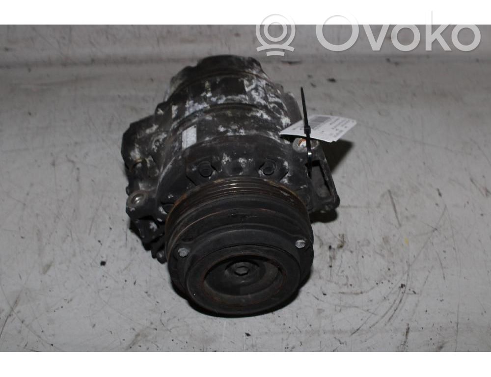 Ilmastointilaitteen kompressorin pumppu (A/C)   4472208026