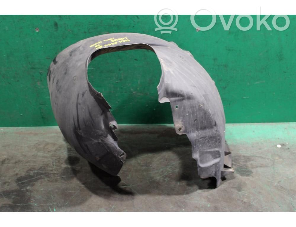 Ford Focus Nadkole przednie 