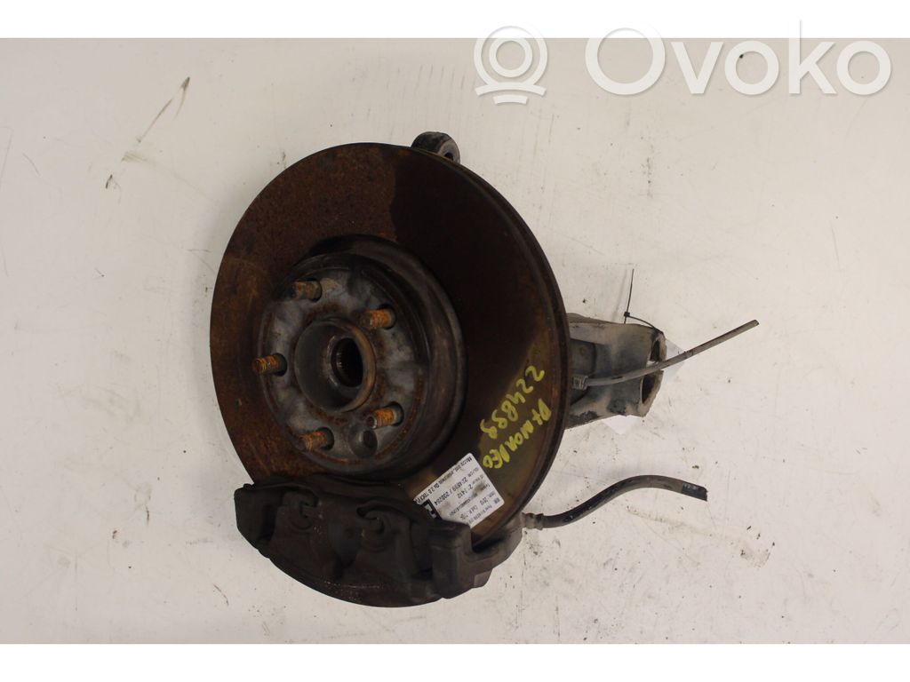 Ford Mondeo MK IV Cubo de rueda delantera