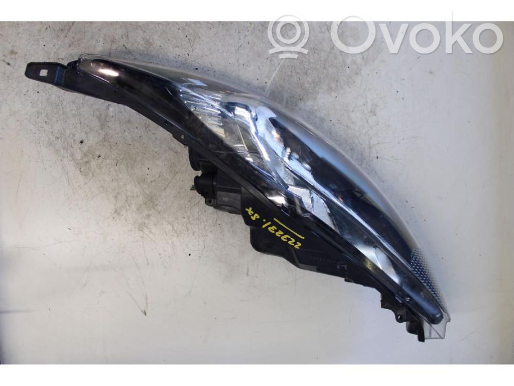 Ford Fiesta Lampa przednia 