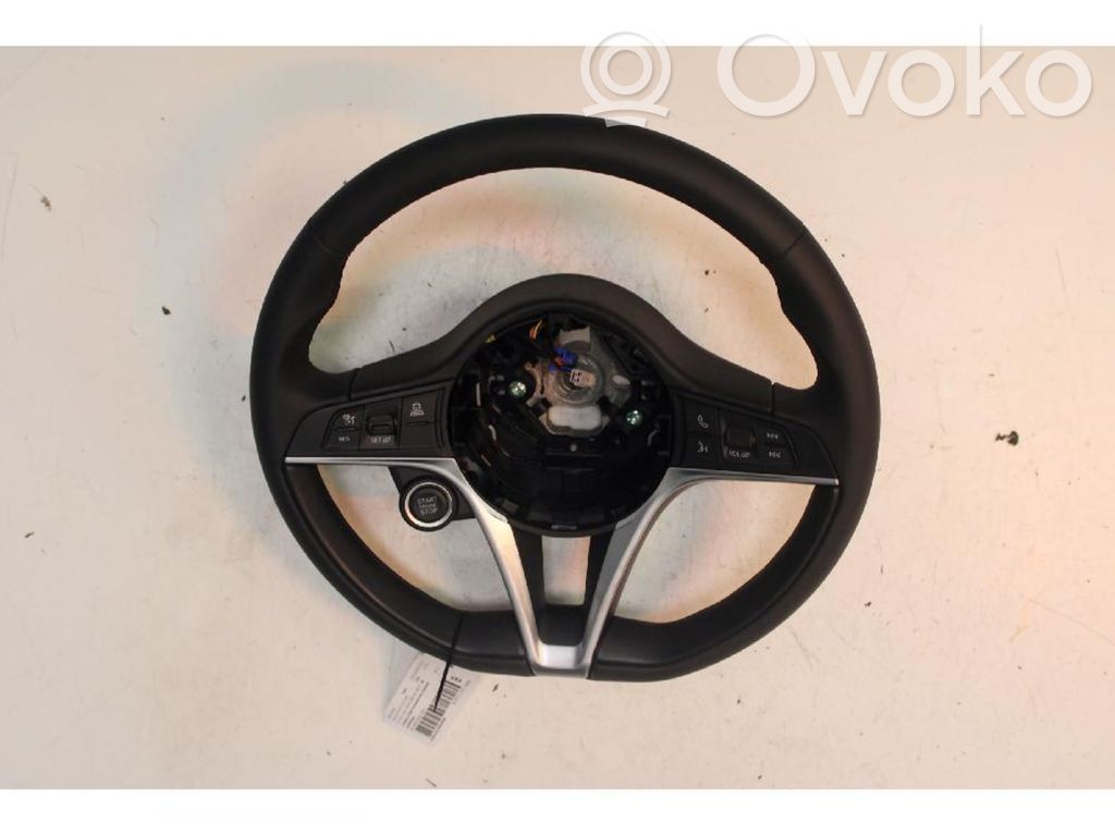 Alfa Romeo Giulia Ohjauspyörä 
