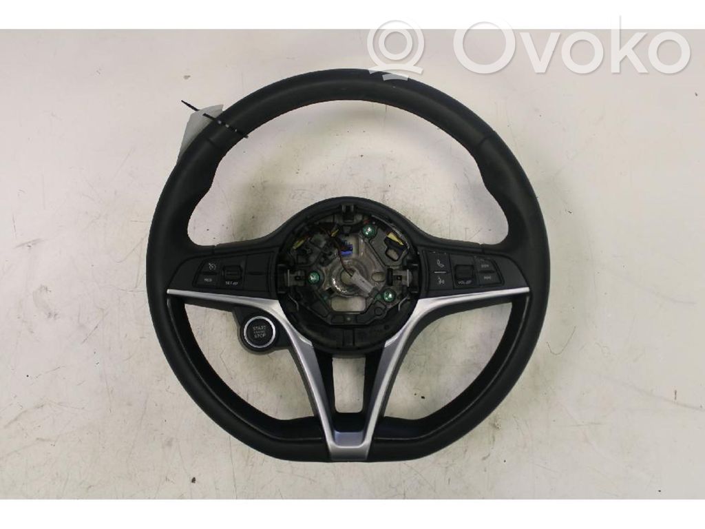 Alfa Romeo Giulia Ohjauspyörä 