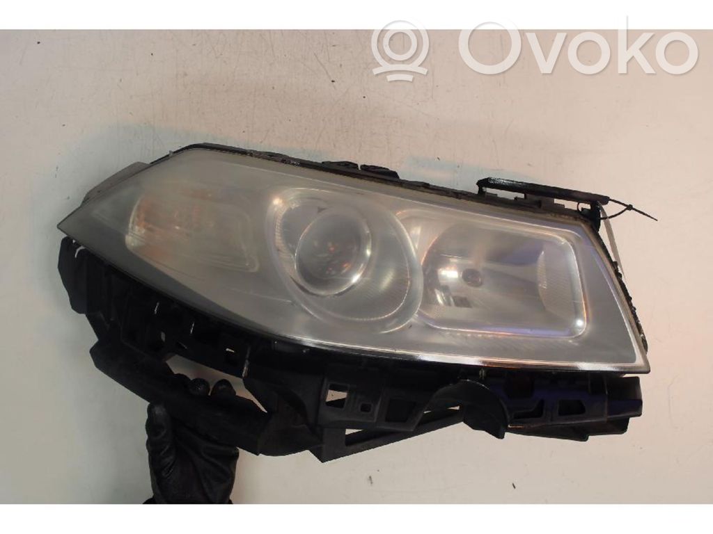 Renault Megane II Phare frontale 