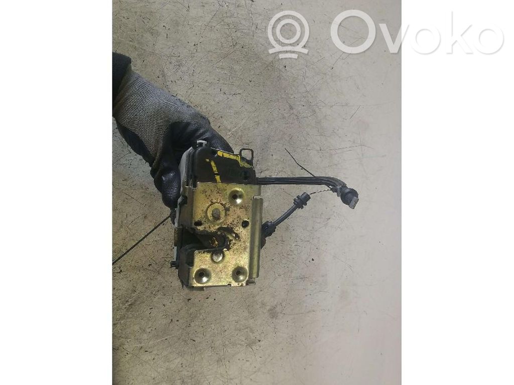 Citroen C3 Takaoven lukko 