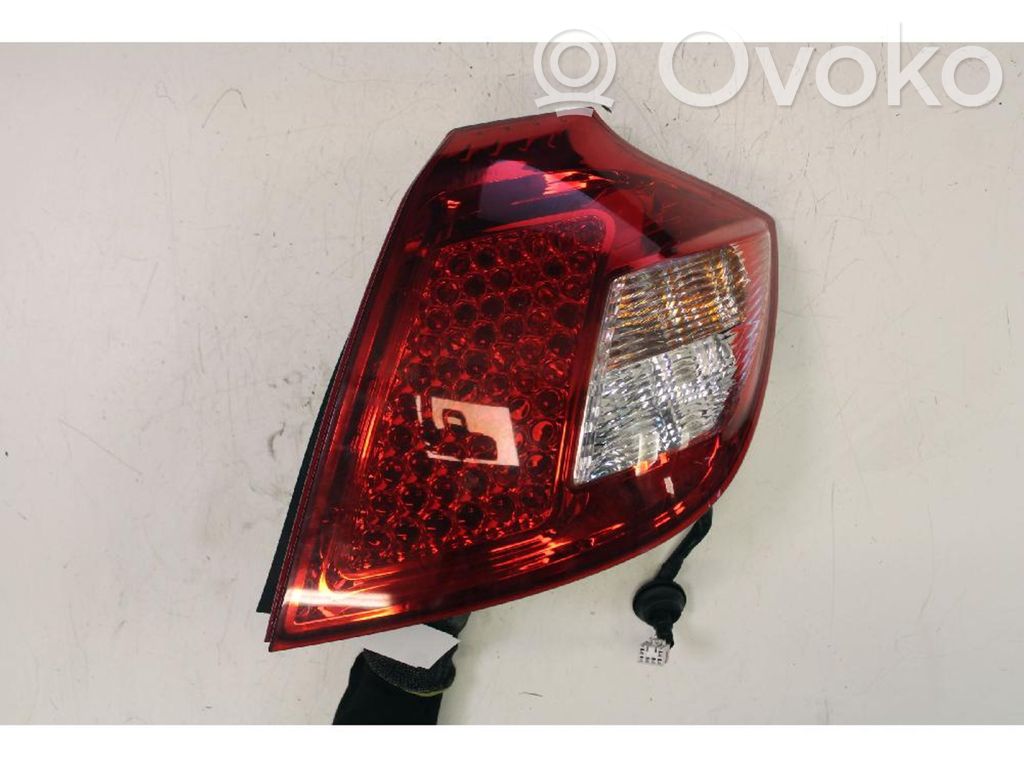 Takavalot   924021H050