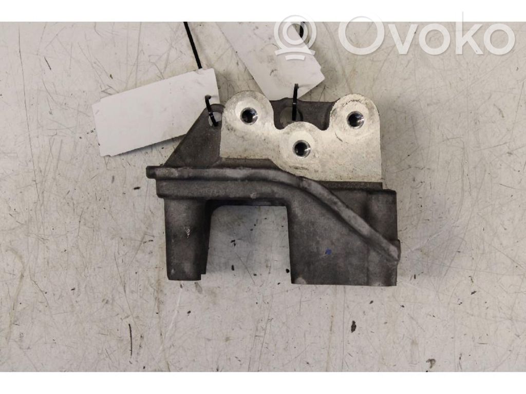 Engine mount bracket   55195033