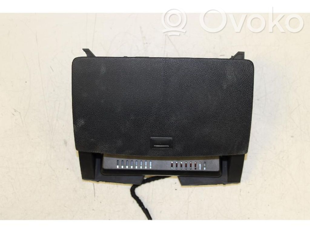 Mercedes-Benz C W204 Monitor / wyświetlacz / ekran 