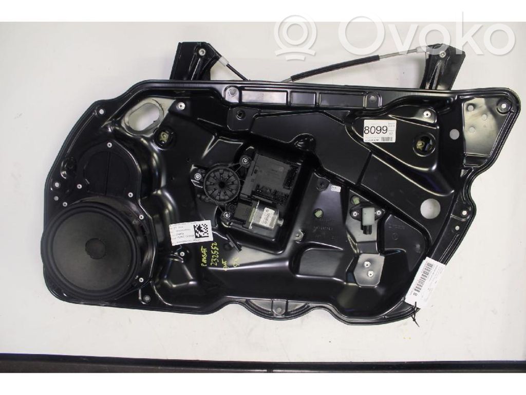 Volkswagen PASSAT B7 Macara ușă față cu motor 