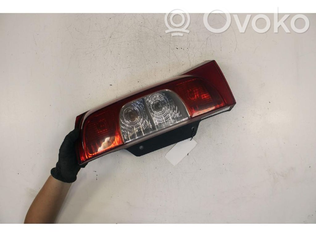 Fiat Fiorino Aizmugurējais lukturis virsbūvē 