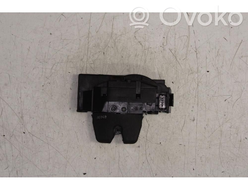 Citroen C4 Grand Picasso Zamek klapy tylnej / bagażnika 