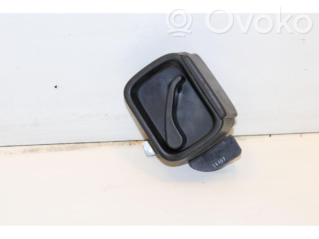 Manecilla interna puerta trasera   2K0827185