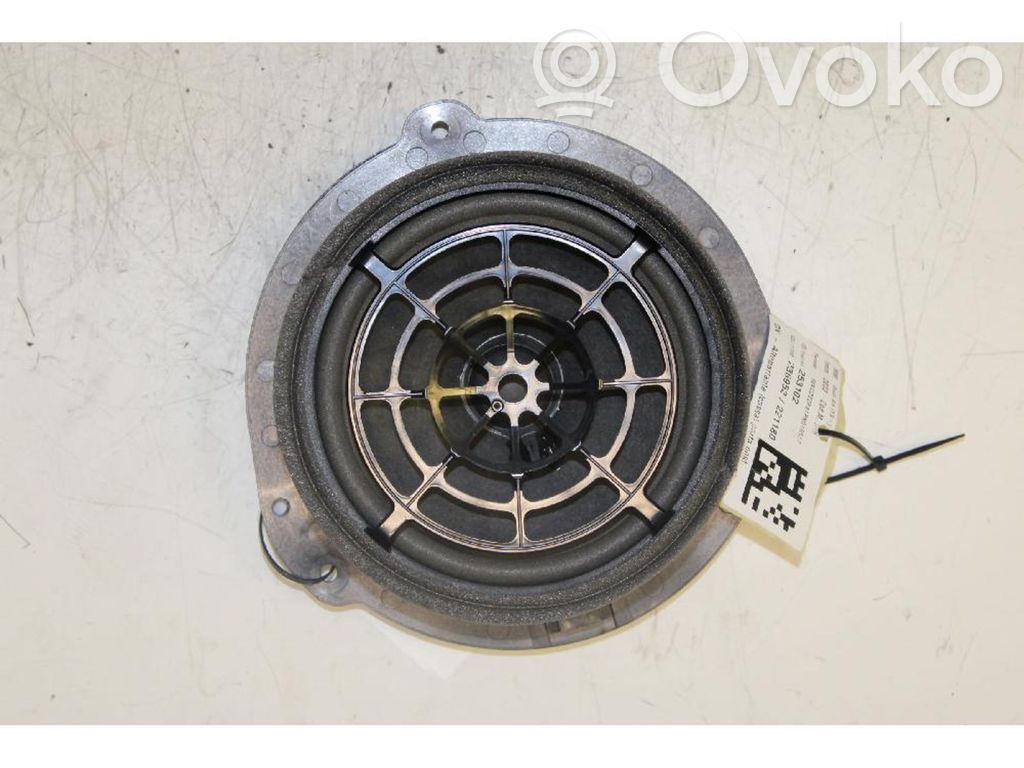 Audi A4 S4 B9 8W Difuzor ușă spate 