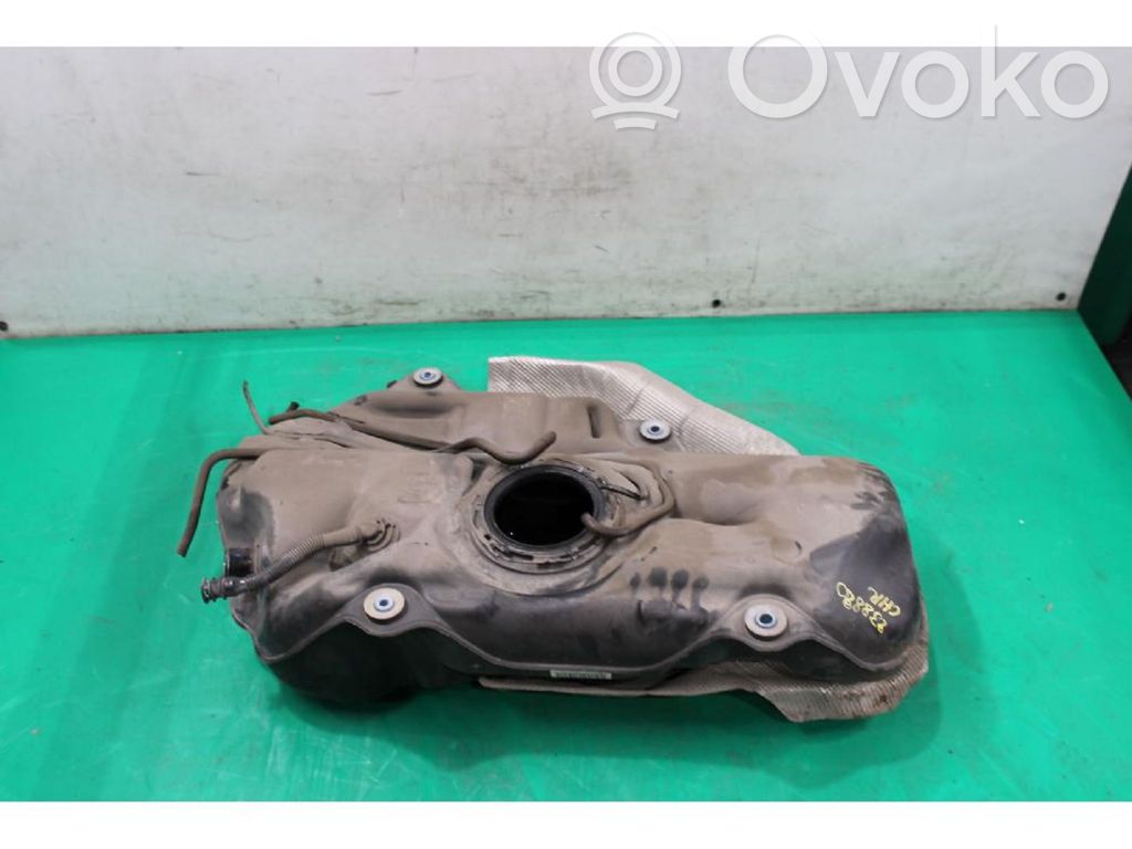Toyota C-HR I Fuel tank 