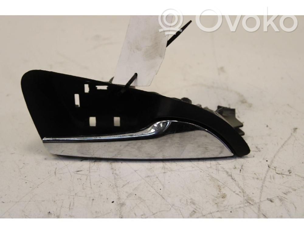 Opel Corsa E Manecilla interna puerta delantera 