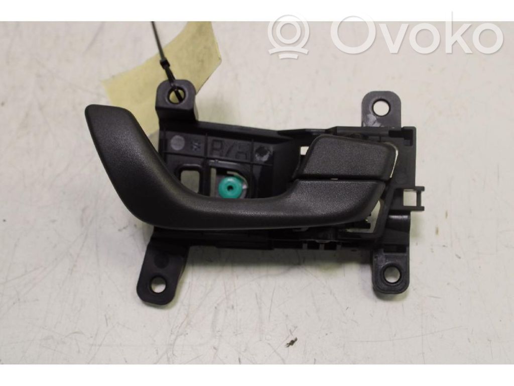 Manecilla interna puerta trasera   83623J9000
