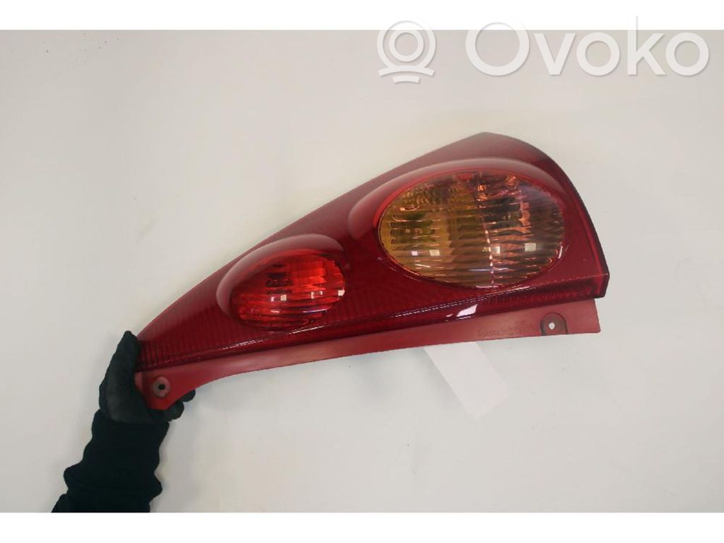 Peugeot 107 Lampa tylna 