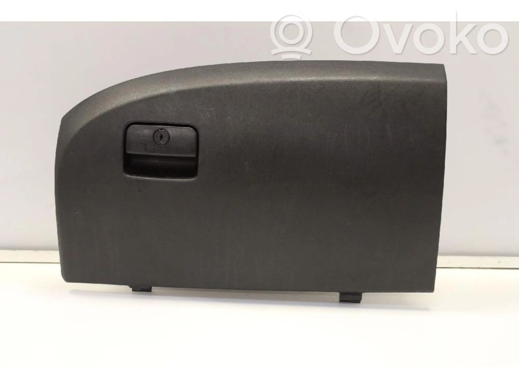 Handschuhfach   8006A022