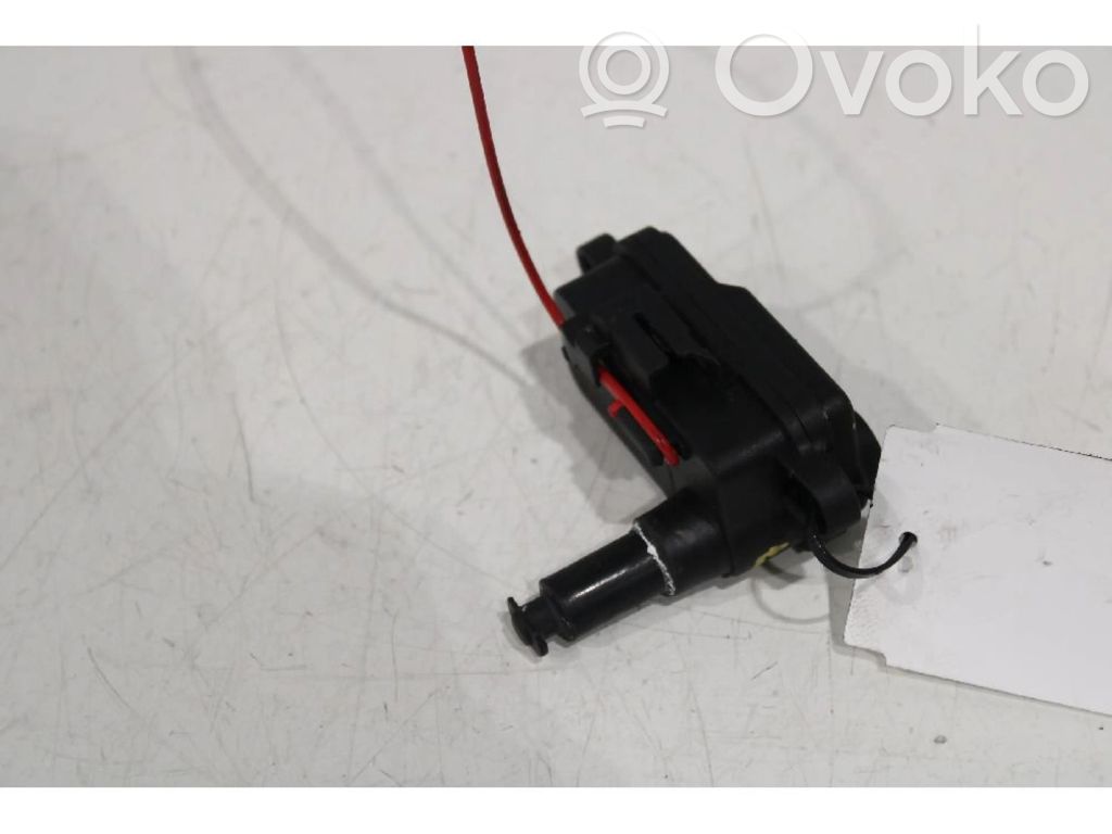 Audi Q7 4L Motor blocare bușon rezervor combustibil 