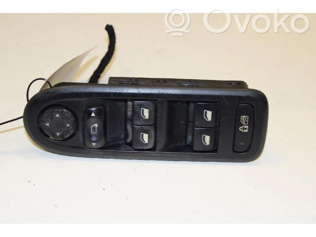 Peugeot 308 Comutator comandă geamuri electrice 
