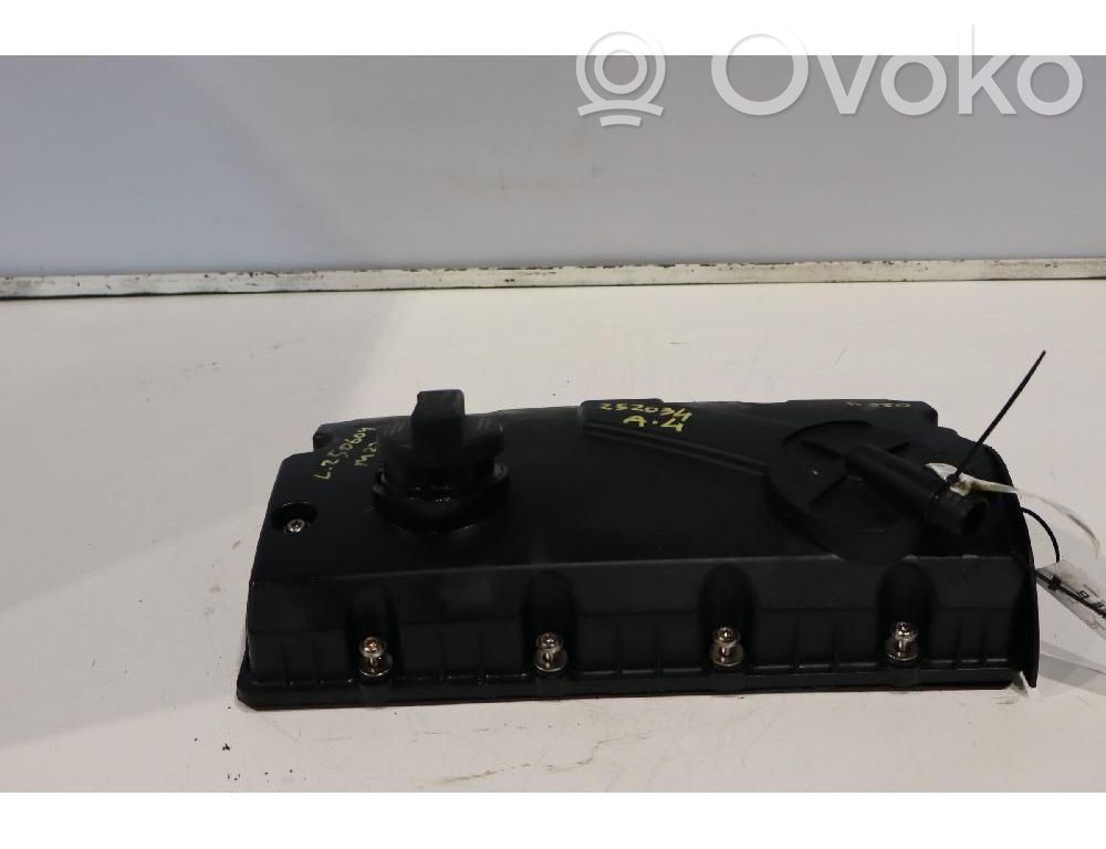Audi A4 S4 B7 8E 8H Copertura per bilanciere albero a camme