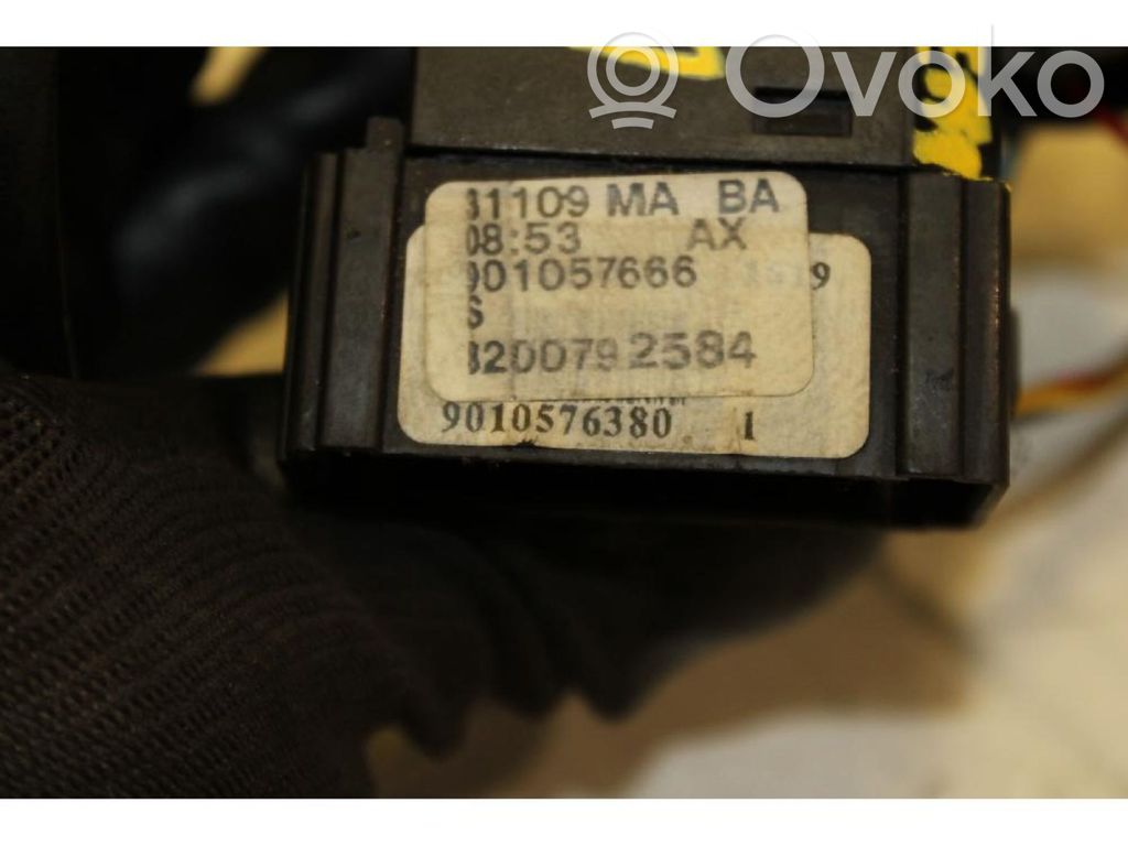 Dacia Sandero Light switch 