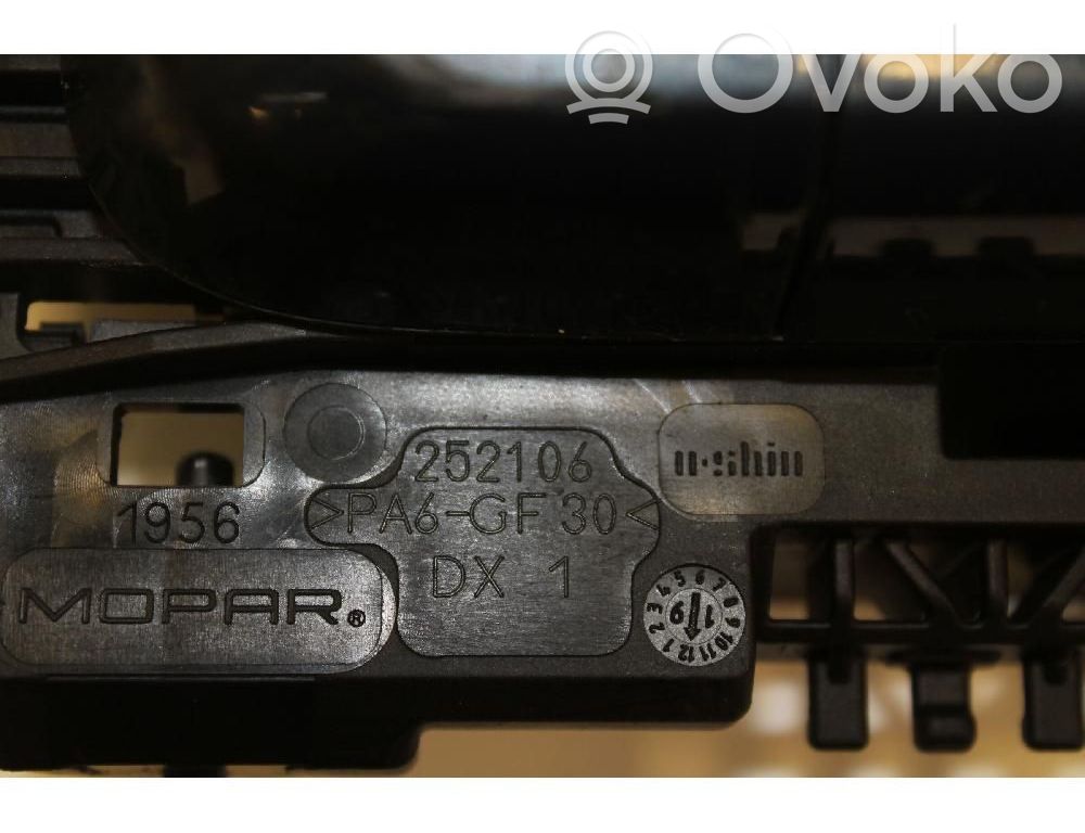 Etuoven ulkokahva   252106