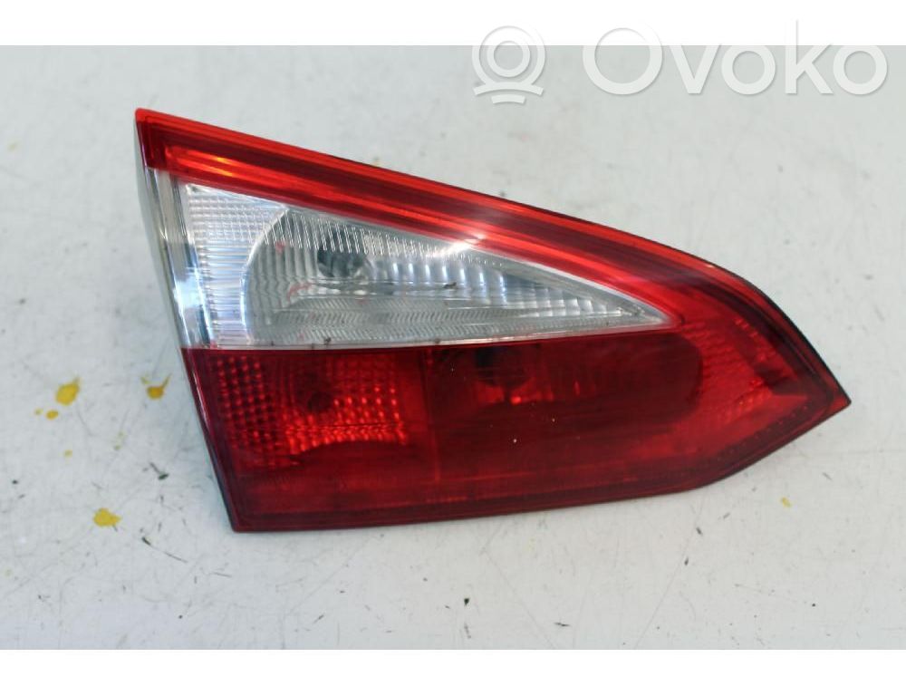 Ford Focus Tailgate rear/tail lights 