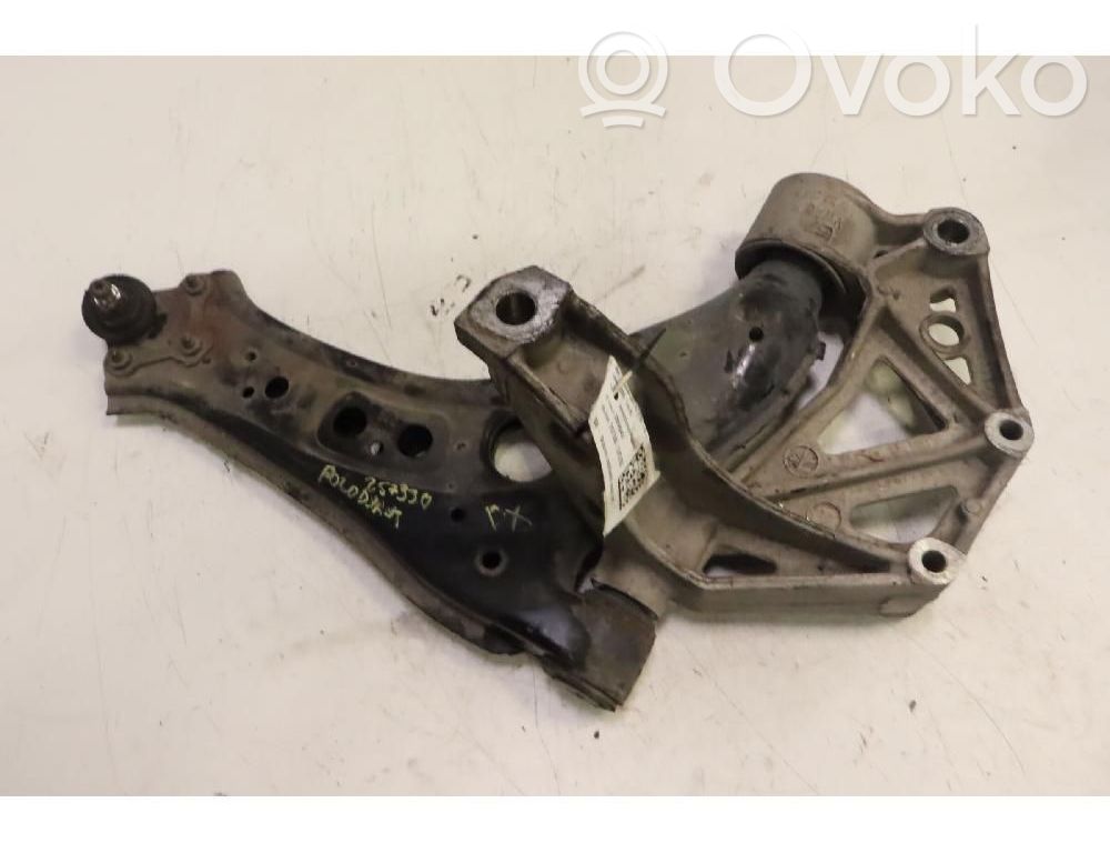 Volkswagen Polo Braccio di controllo sospensione anteriore inferiore/braccio oscillante
