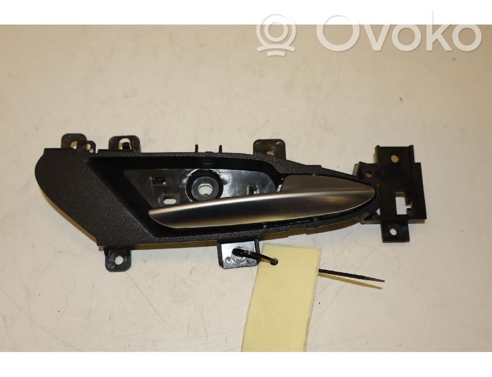 Alfa Romeo Tonale Manecilla interna puerta trasera 