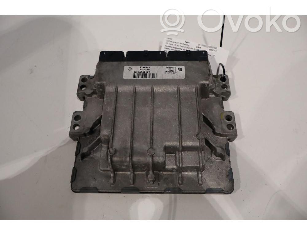 Renault Clio IV Fuel injection control unit/module 