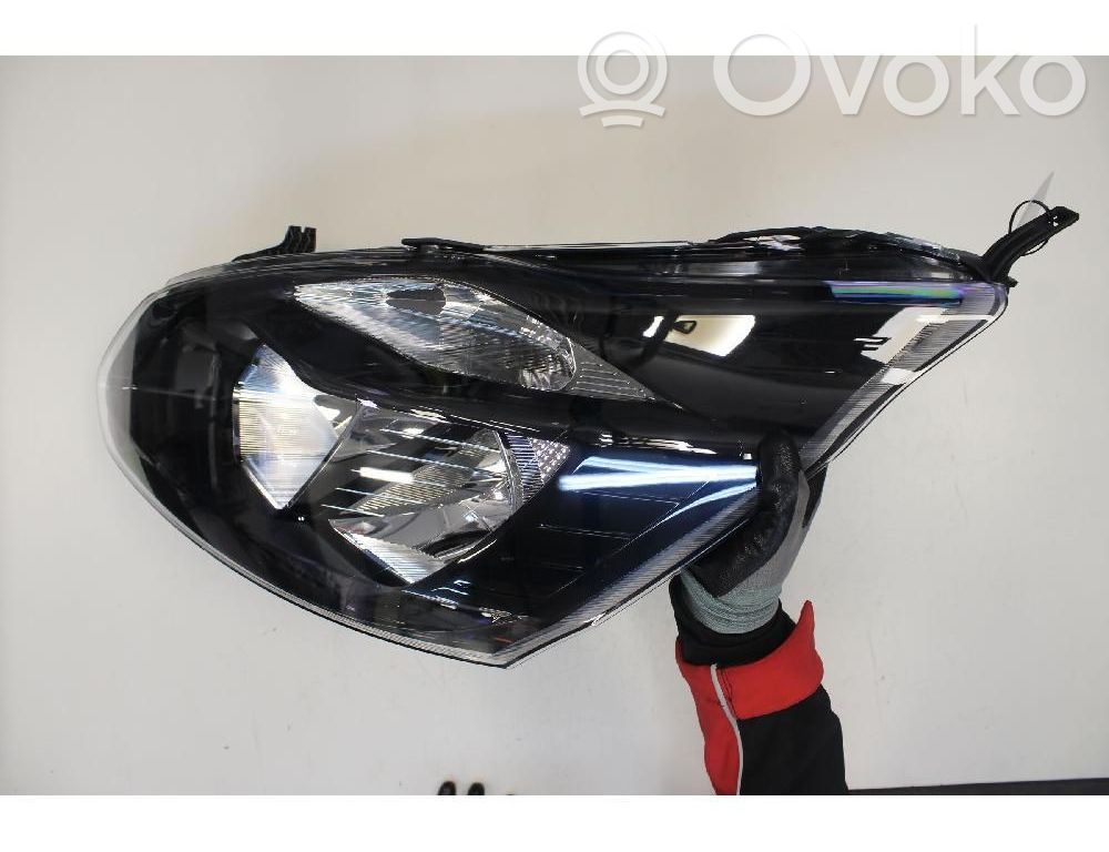 Ford Transit Custom Headlight/headlamp 