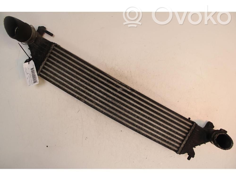 Fiat 500L Interkūlerio radiatorius 
