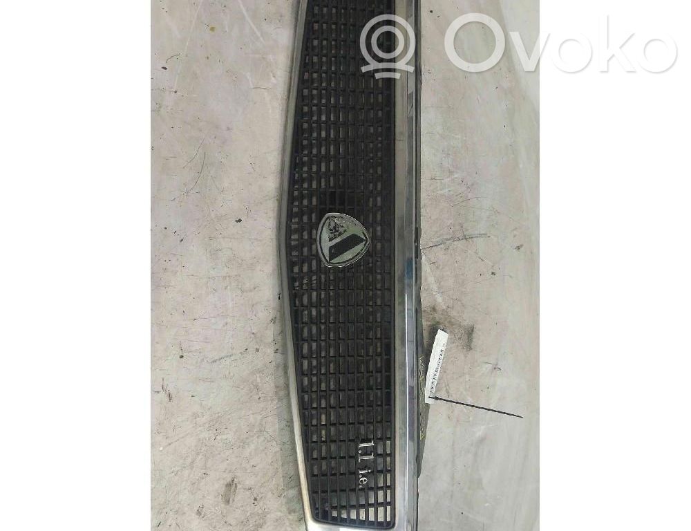 Lancia Y10 Front grill 