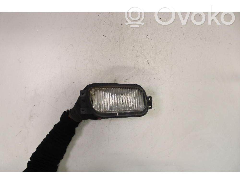 Mitsubishi Canter Feu antibrouillard avant 