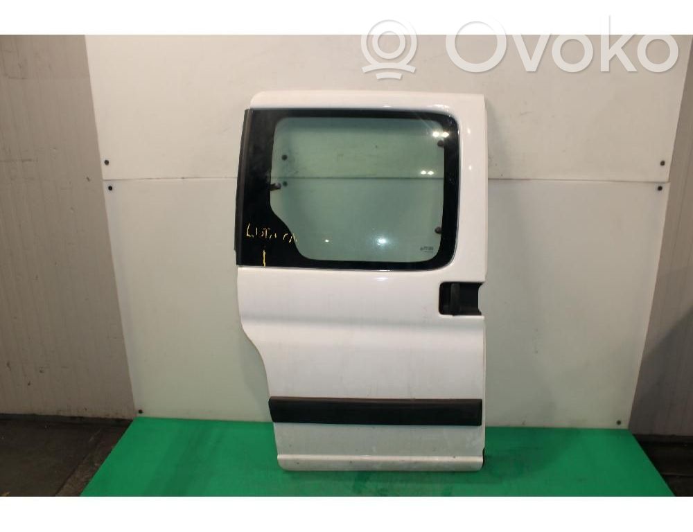 Ușă laterală glisantă   9008E5