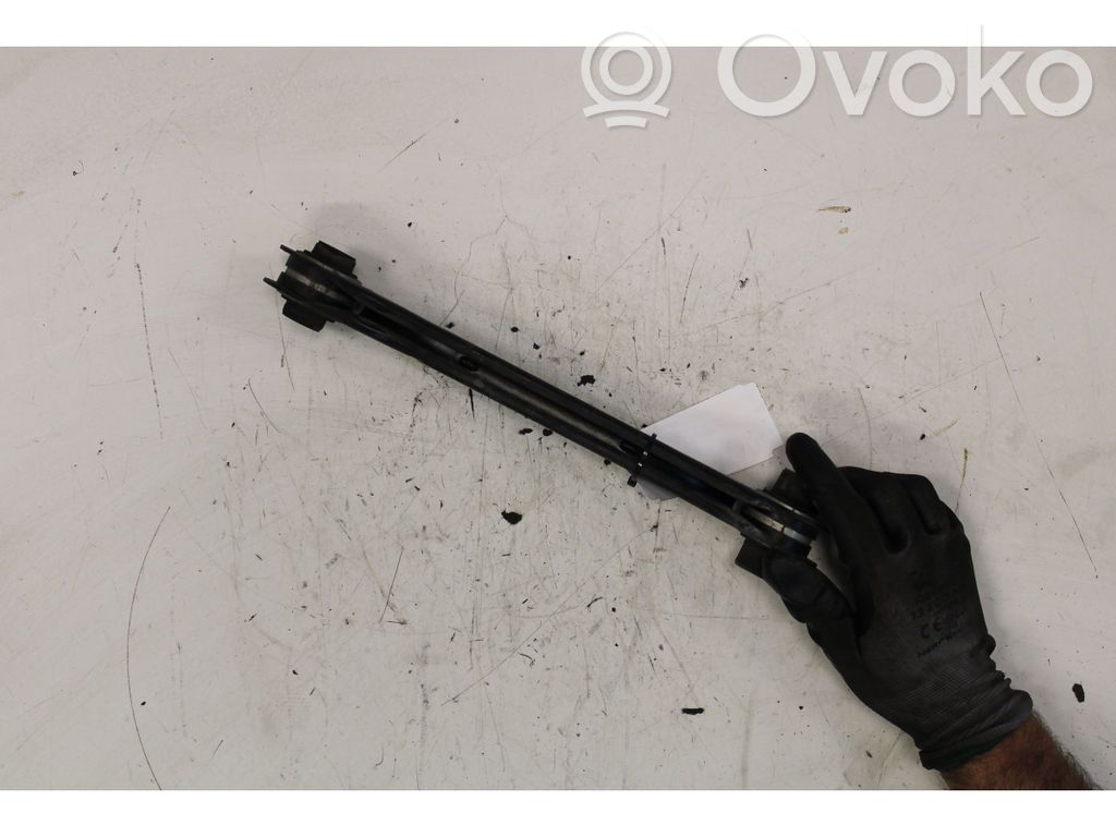 Volkswagen PASSAT B8 Alte piese suspensie spate 
