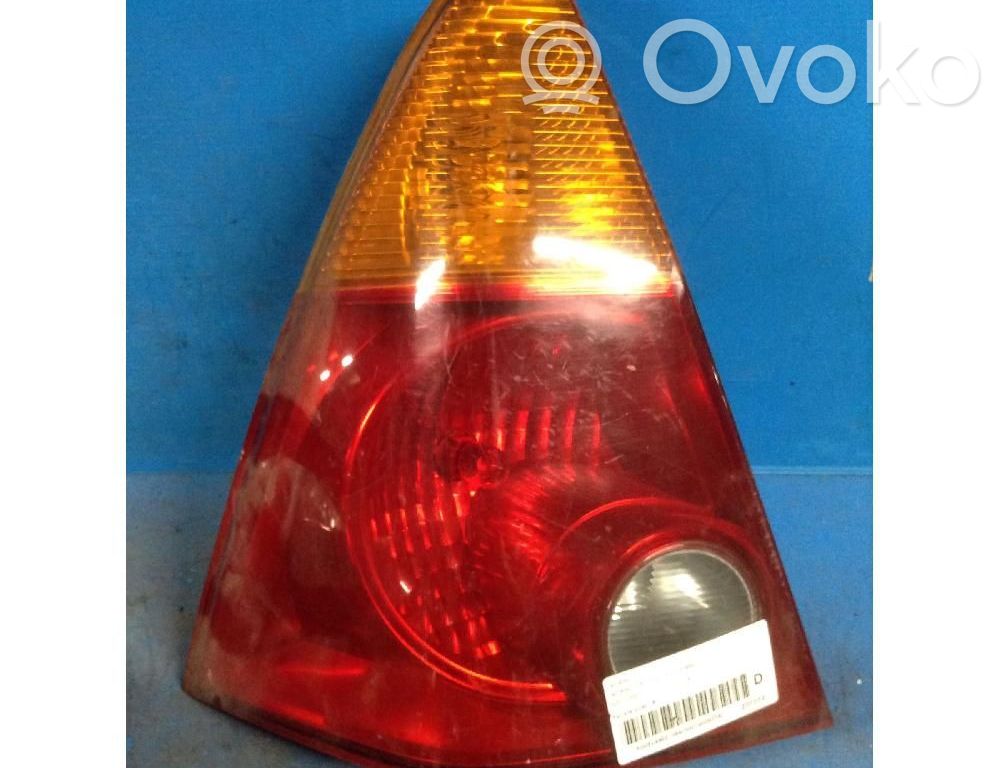 Daihatsu YRV Feux arrière / postérieurs 
