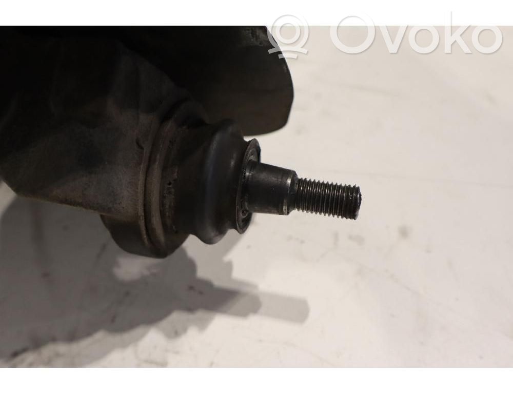 Cubo de rueda delantera   5171102AC