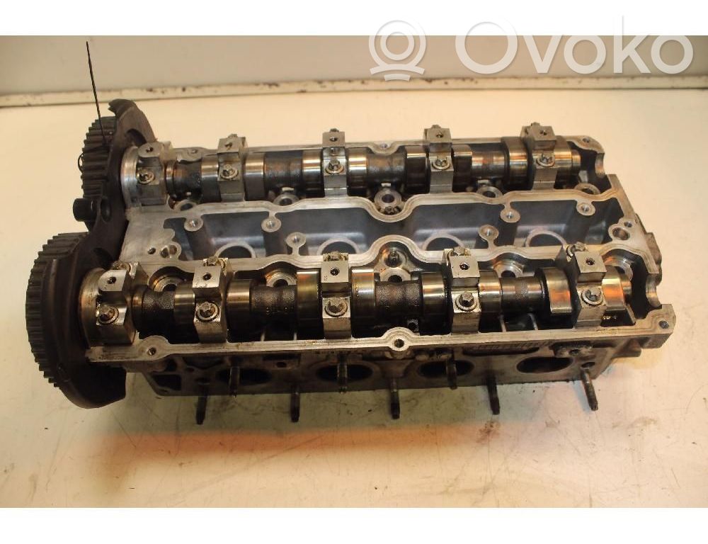 Opel Zafira B Engine head 