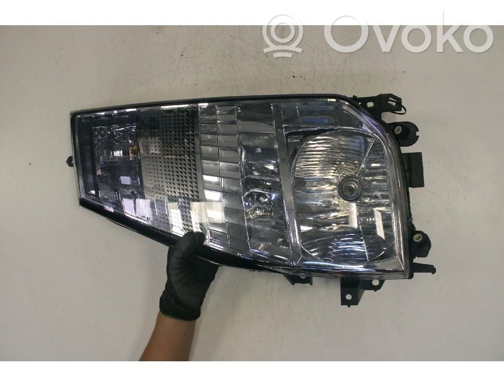Renault Maxity Phare frontale 
