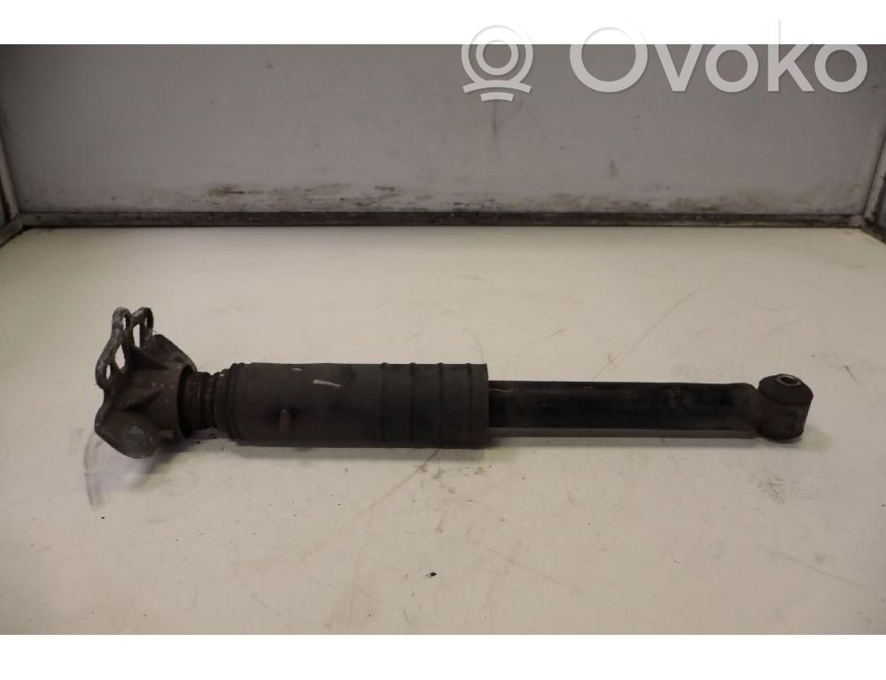 Opel Corsa D Takaiskunvaimennin 