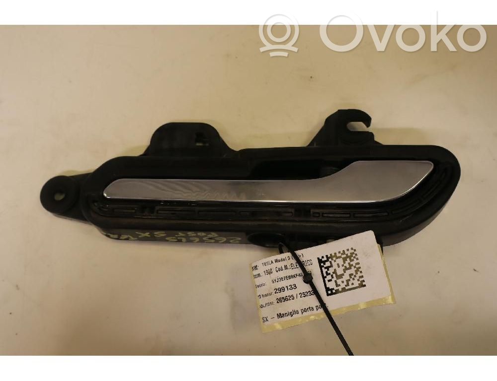 Tesla Model 3 Maniglia esterna per portiera posteriore