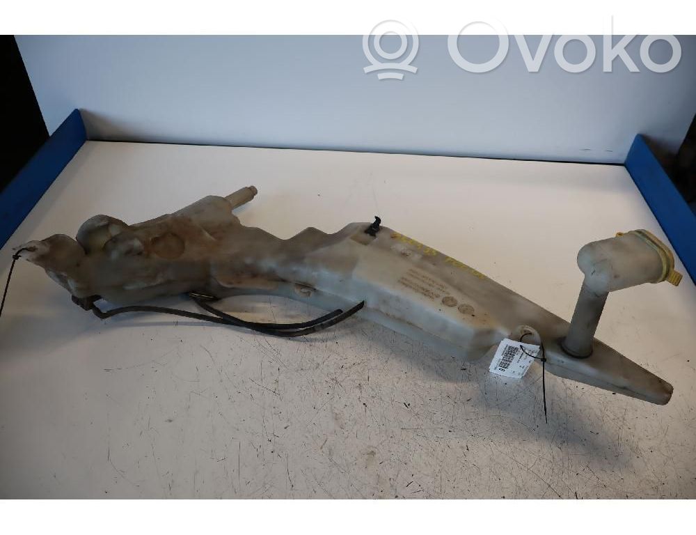 Ford Focus Logu šķidruma tvertne 