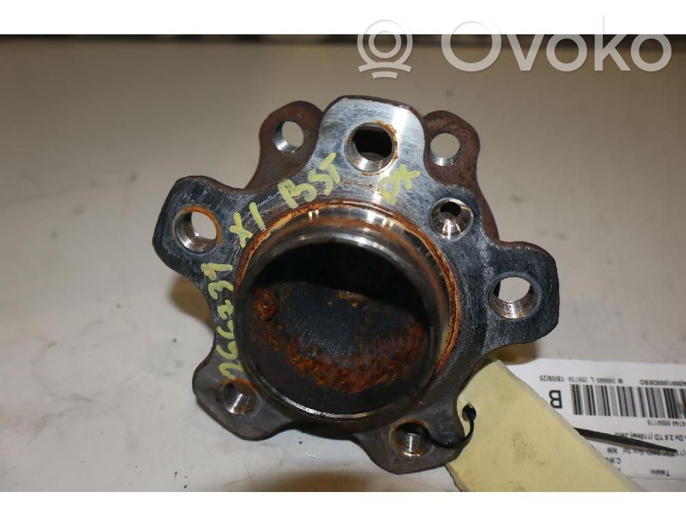 BMW X1 U11 Cubo de rueda trasera 