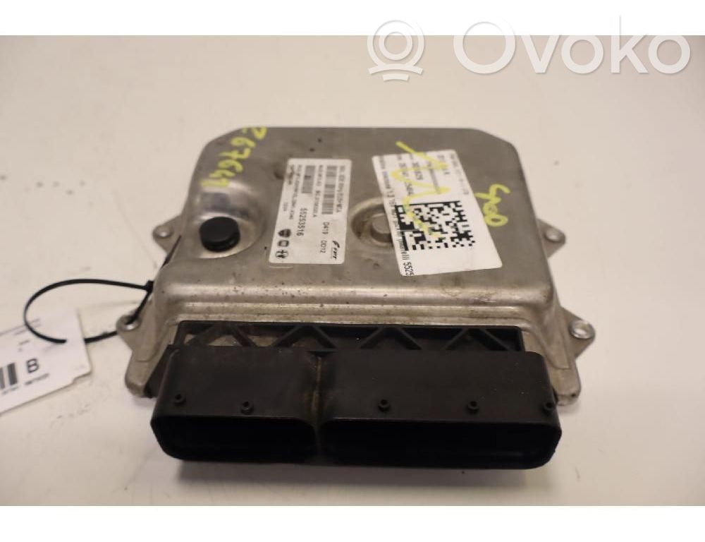 Fiat 500L Fuel injection control unit/module 